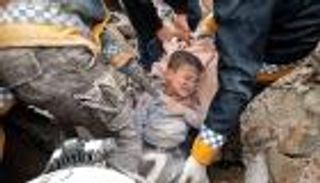 كيف تحتوي أطفالك بعد الزلزال حتى تمرّ الكارثة بسلام؟