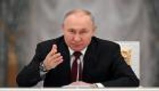 وعيد وعقوبات.. روسيا ترد على دعم أمريكا وبريطانيا لأوكرانيا