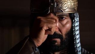 الفنان المصري خالد النبوي في مشهد من مسلسل الإمام الشافعي ضمن قائمة مسلسلات رمضان 2023 التاريخية