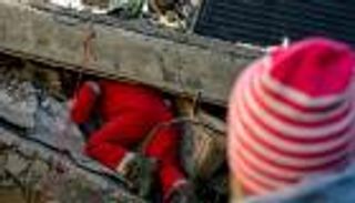 مدير منظمة الصحة العالمية يتوجه لسوريا.. وضحايا الزلزال 22 ألفا