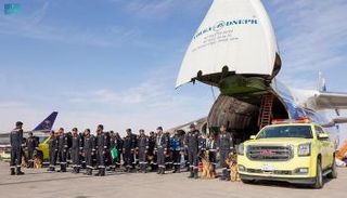 فرق الإنقاذ السعودي قبيل مغادرة مطار الملك خالد