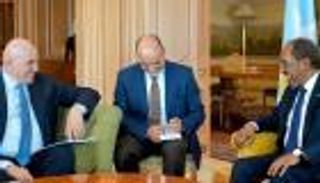رئيس الصومال يلتقي وزير الدفاع الإيطالي.. تعاون أمني