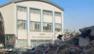 زلزال تركيا.. المبنى الصامد ينكأ أنقاض الكارثة (خاص)