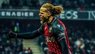 بلال براهيمي لاعب نيس