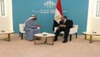 السيسي للشيخ محمد بن راشد: تقدم وازدهار دبي والإمارات تجربة ملهمة