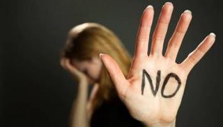 العنف ضد النساء ظاهرة مرفوضة