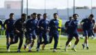 من هم المهددون بالرحيل عن الأهلي المصري؟.. 4 ضحايا