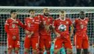 بطل أسوأ ذكرى.. هل أصبح جلادباخ عقدة بايرن ميونخ الجديدة؟