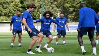 مارك كوكوريلا لاعب تشيلسي الإنجليزي