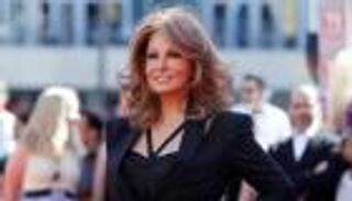 وفاة الممثلة الأمريكية راكيل وِلش.. نجمة هوليوود في الستينيات