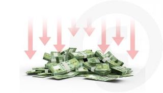 سقوط مروع لعملة لبنان