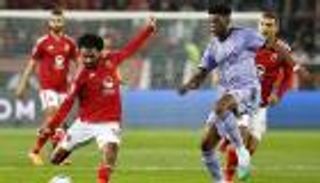 "كلمات العظماء".. نجم الأهلي المصري يبعث رسالة لرئيس ريال مدريد