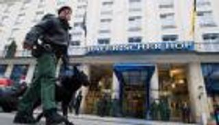 مؤتمر ميونخ والاجتماعات السرية.. دبلوماسية تحفزها "سلالم خلفية"