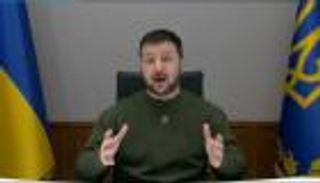 عبر مؤتمر ميونخ.. زيلينسكي يجدد طلبه "للطائرات المقاتلة"