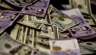تعاملات الدولار الأمريكي في سوريا - أرشيفية