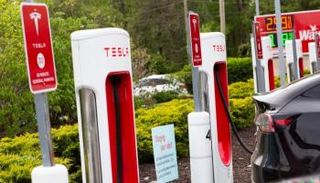 محطات شحن سيارات تسلا