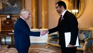 الملك تشارلز يستقبل سلطان الجابر