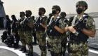 بحوزتهم أسلحة وذخيرة.. 4 إرهابيين يسلمون أنفسهم للسلطات الجزائرية