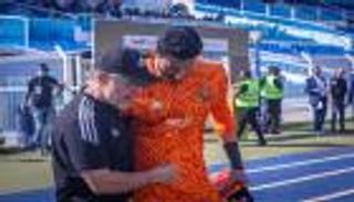 محمد الشناوي يخطف الأضواء للمرة الثانية.. خطأ وإنقاذ ومشادة