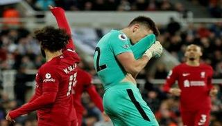 نيك بوب ومحمد صلاح 