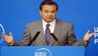 عام على حرب أوكرانيا.. الصين تلقي بـ"حجر السلام" في الماء الراكد