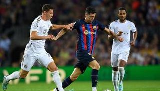 روبرت ليفاندوفسكي وبنجامين بافارد