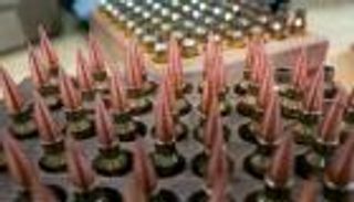 "جرعات الرصاص".. أوروبا تسلك "طريق كورونا" لتحصين أوكرانيا