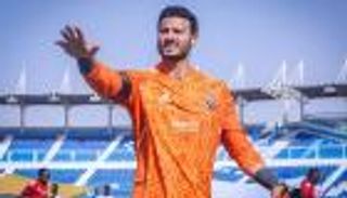 بحارس الزمالك السابق.. هل بدأ الأهلي المصري معاقبة محمد الشناوي؟