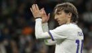 "نادي العمر".. مودريتش يفاجئ النصر السعودي من قلب ليفربول