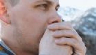 التهاب الأعصاب والشتاء.. كيف تحمي أطرافك من البرد والألم في 6 خطوات؟