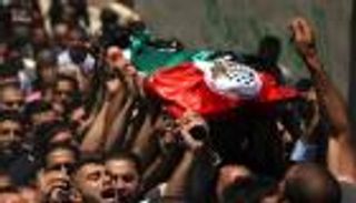 مقتل فلسطيني في نابلس متأثرا بجراحه