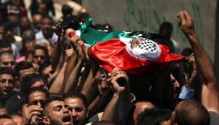 جنازة أحد القتلى الفلسطينيين برصاص الجيش الإسرائيلي - أرشيفية