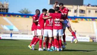 من مباراة الأهلي وأسوان في الدوري المصري