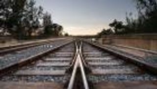  بـ3 مليارات دولار.. اتفاقية لتطوير شبكة السكك الحديدية بين الإمارات وعُمان