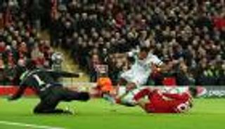 برشلونة تنحني.. ماذا قالت صحف العالم عن فوز ريال مدريد على ليفربول؟