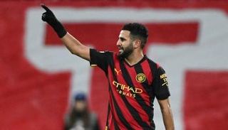 رياض محرز لاعب مانشستر سيتي