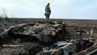 العام الثاني لحرب أوكرانيا.. وعود السلاح وأمل السلام