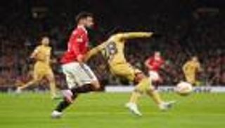 رونالدو يغزو قمة مانشستر يونايتد وبرشلونة.. ماذا حدث في أولد ترافورد؟