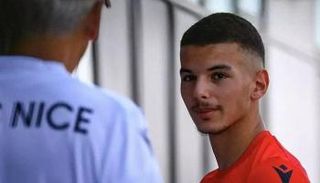 بوعناني النجم الصاعد لنيس