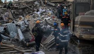 جانب من آثار الزلزال المدمر 