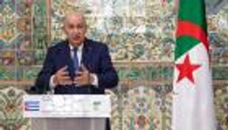 قبل زيارة تبون لموسكو.. الجزائر تعيد فتح سفارتها بأوكرانيا