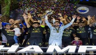 الشارقة بطل كأس السوبر الإماراتي