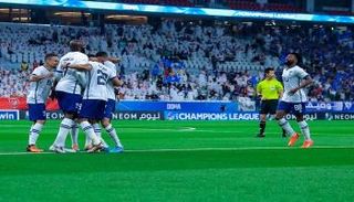 الهلال ضد الدحيل 