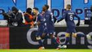 كيف وصل ميسي إلى 700 هدف مع الأندية؟.. الإجابة في كلاسيكو فرنسا