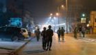 أحداث نابلس.. إسرائيل تدفع المزيد من قواتها للضفة الغربية