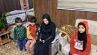 بعد إنقاذهما من "سوط" والدهما.. الحكومة العراقية تتكفل برعاية طفلين