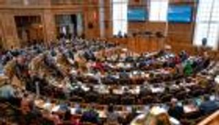 برلمان الدنمارك يلغي "يوم الصلاة العظيمة" لتمويل آلة الحرب