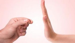 القانون يعاقب المخالفين بالسجن