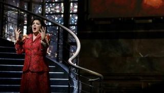 آنا نتريبكو خلال بروفة على مسرح ألا سكالا في ميلانو