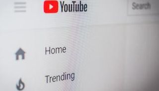 يوتيوب يواجه شكوى بشأن جمع بيانات للأطفال